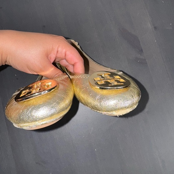 Tory Burch Gold leather ballerina flats - Picture 6 of 10
